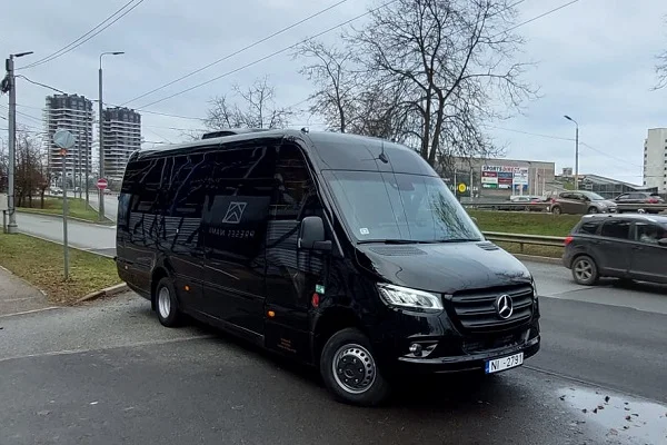 Mercedes Minibus transfers